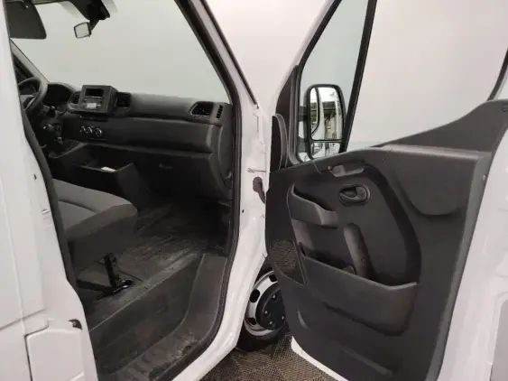 RENAULT MASTER III - voiture d'occasion - Photo 15