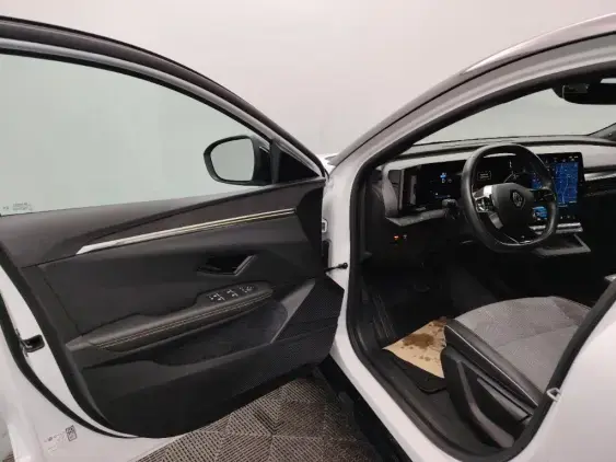RENAULT MEGANE V - voiture d'occasion - Photo 17