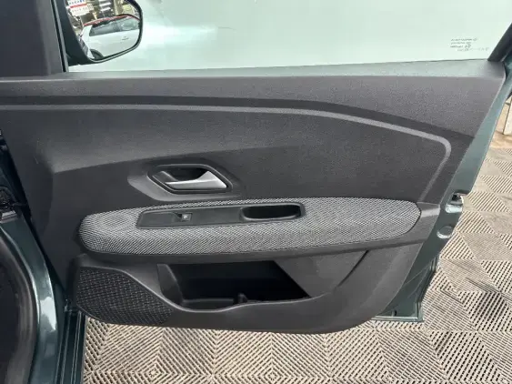 DACIA SANDERO III - voiture d'occasion - Photo 20