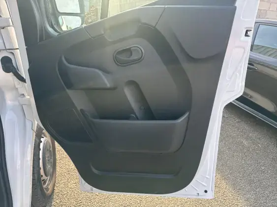 RENAULT MASTER FG III - voiture d'occasion - Photo 17