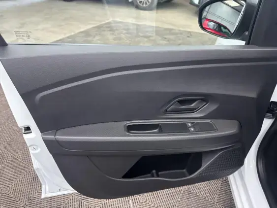 DACIA SANDERO III - voiture d'occasion - Photo 17