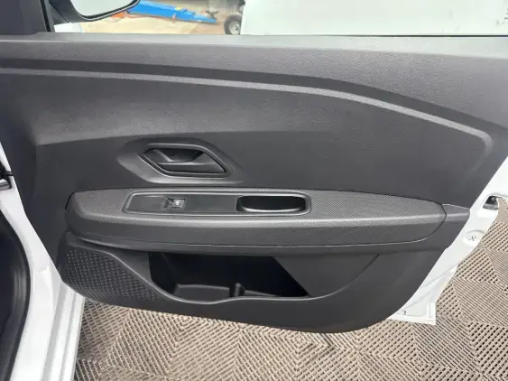 DACIA SANDERO III - voiture d'occasion - Photo 18