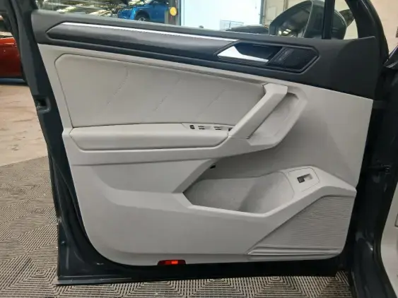 VOLKSWAGEN TIGUAN II - voiture d'occasion - Photo 19