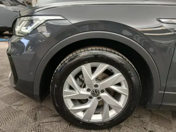 VOLKSWAGEN TIGUAN II - voiture d'occasion - Photo 23