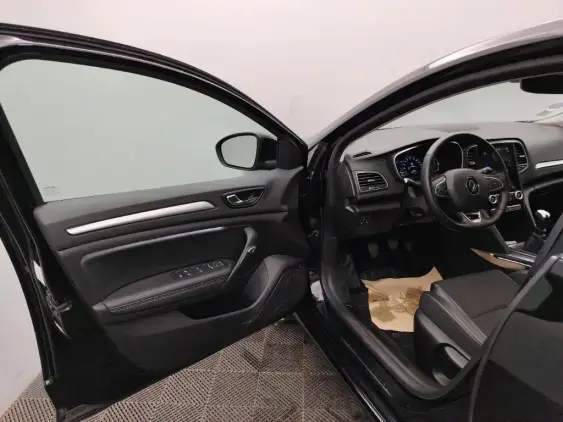 RENAULT MEGANE IV - voiture d'occasion - Photo 18