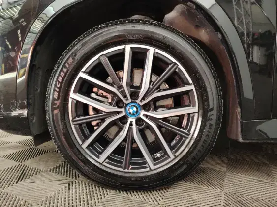 BMW X1 U11 - voiture d'occasion - Photo 19