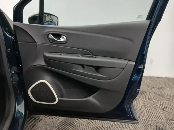 RENAULT CAPTUR - voiture d'occasion - Photo 20