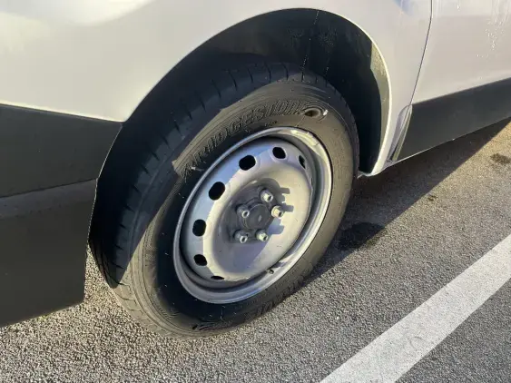 RENAULT TRAFIC FG III - voiture d'occasion - Photo 25