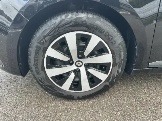 RENAULT CLIO V - voiture d'occasion - Photo 23