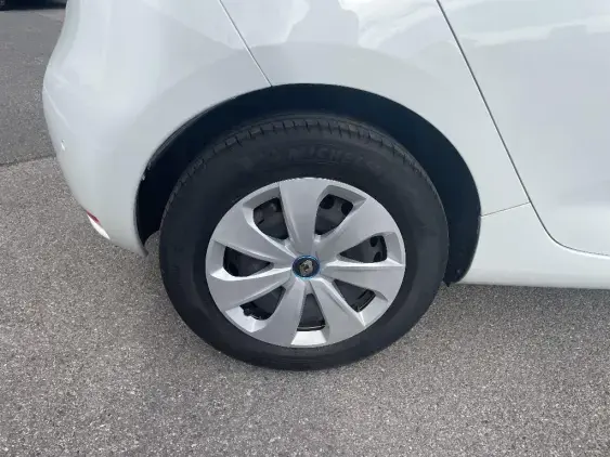 RENAULT ZOE - voiture d'occasion - Photo 25