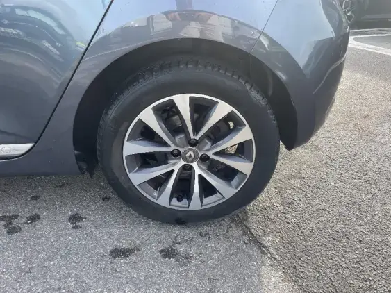 RENAULT CLIO V - voiture d'occasion - Photo 24