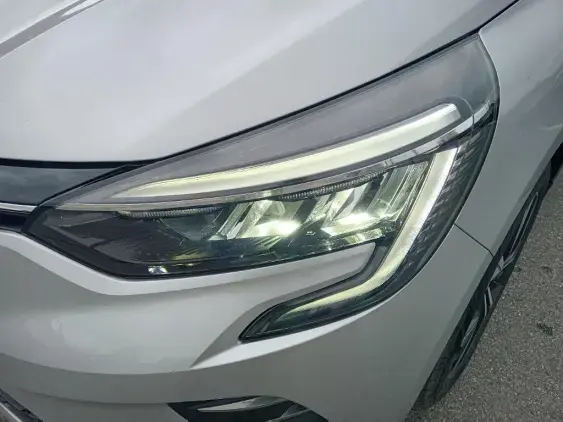 RENAULT CLIO V - voiture d'occasion - Photo 22