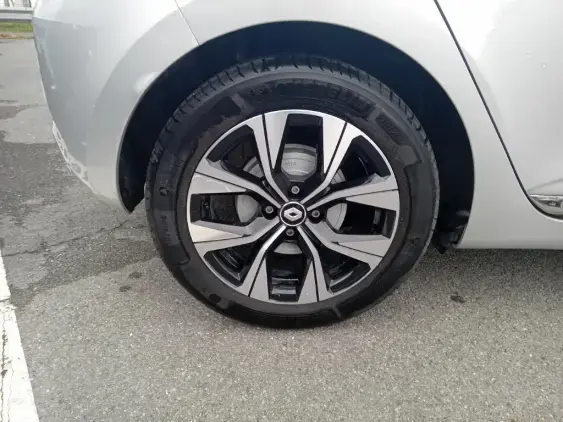 RENAULT CLIO V - voiture d'occasion - Photo 25