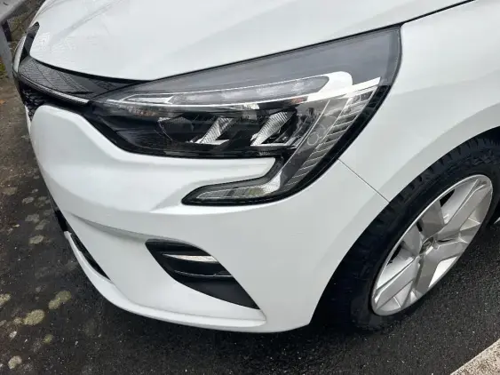 RENAULT CLIO V - voiture d'occasion - Photo 22