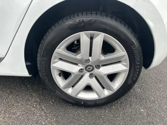 RENAULT CLIO V - voiture d'occasion - Photo 24