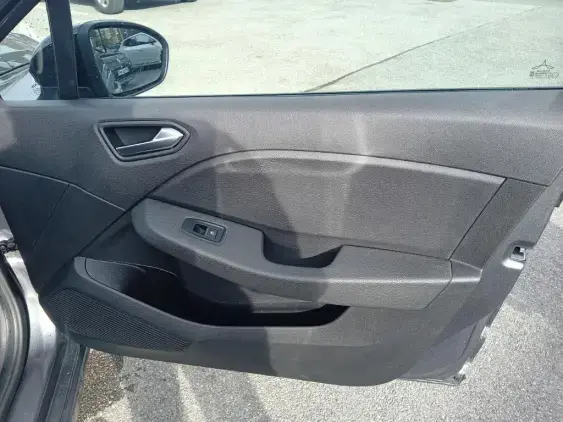 RENAULT CLIO V - voiture d'occasion - Photo 20