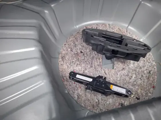 RENAULT CLIO V - voiture d'occasion - Photo 17