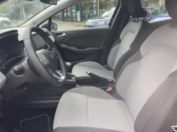 RENAULT CLIO V - voiture d'occasion - Photo 18