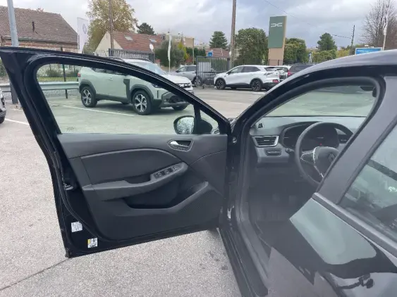 RENAULT CLIO V - voiture d'occasion - Photo 19