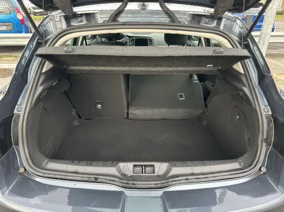 RENAULT MEGANE IV - voiture d'occasion - Photo 16