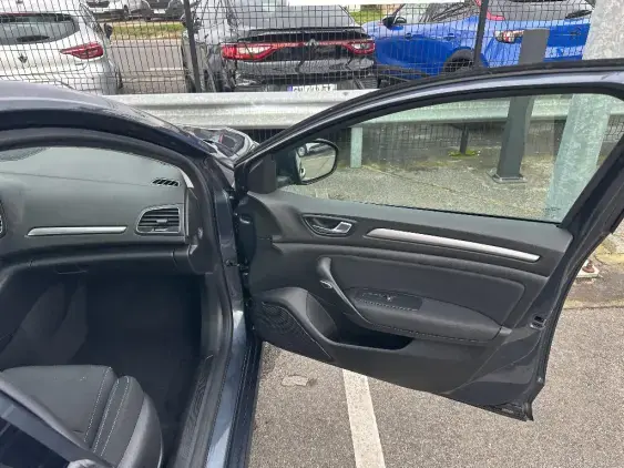 RENAULT MEGANE IV - voiture d'occasion - Photo 20