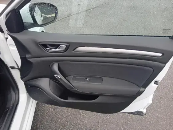 RENAULT MEGANE IV - voiture d'occasion - Photo 20