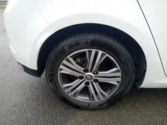 RENAULT MEGANE IV - voiture d'occasion - Photo 25