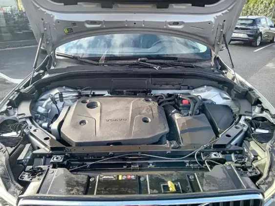 VOLVO XC60 II - voiture d'occasion - Photo 21