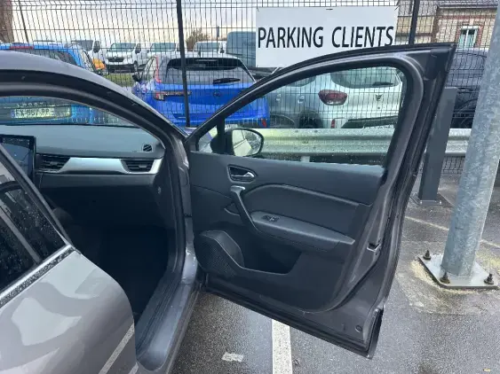 RENAULT CAPTUR II - voiture d'occasion - Photo 20