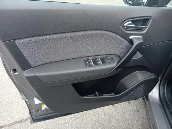 RENAULT CAPTUR II - voiture d'occasion - Photo 19