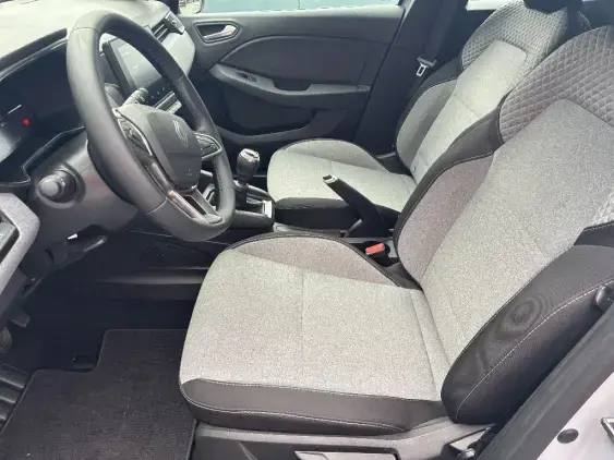 RENAULT CLIO V - voiture d'occasion - Photo 18