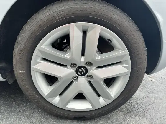 RENAULT CLIO V - voiture d'occasion - Photo 24