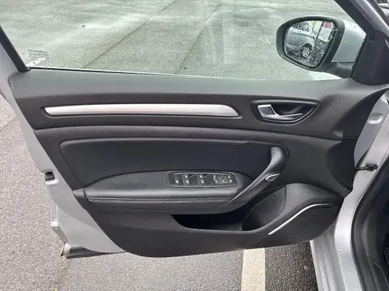 RENAULT MEGANE IV - voiture d'occasion - Photo 19