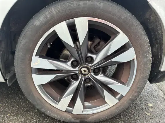 RENAULT MEGANE IV - voiture d'occasion - Photo 24