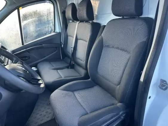 RENAULT TRAFIC FG III - voiture d'occasion - Photo 18