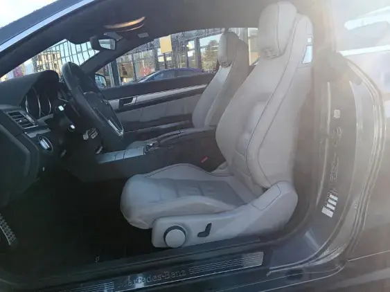 MERCEDES CLASSE E II - voiture d'occasion - Photo 18