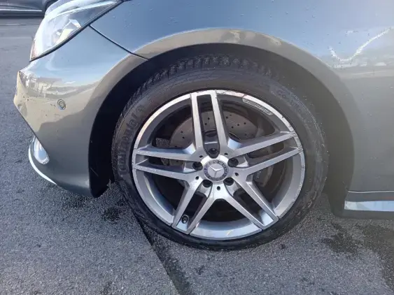 MERCEDES CLASSE E II - voiture d'occasion - Photo 23