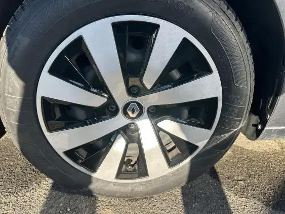 RENAULT CLIO V - voiture d'occasion - Photo 23