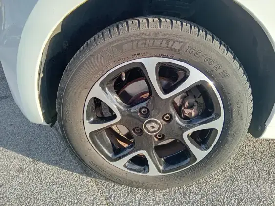 RENAULT TWINGO III - voiture d'occasion - Photo 23