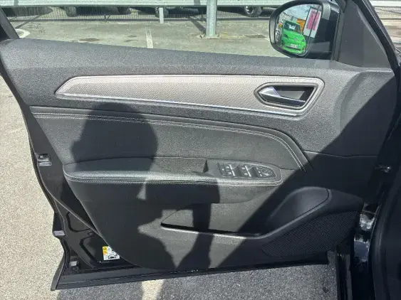 RENAULT ARKANA - voiture d'occasion - Photo 19