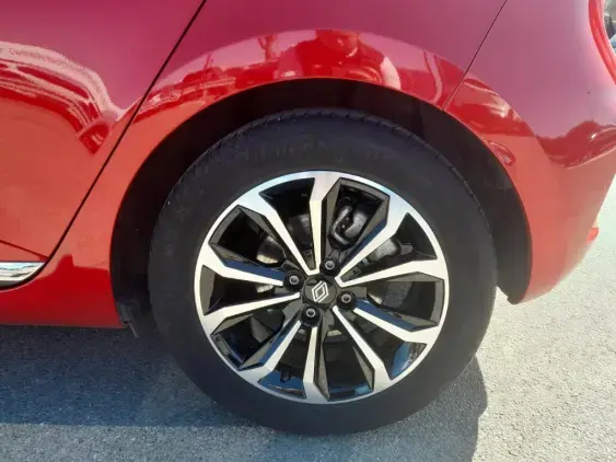 RENAULT CLIO V - voiture d'occasion - Photo 24