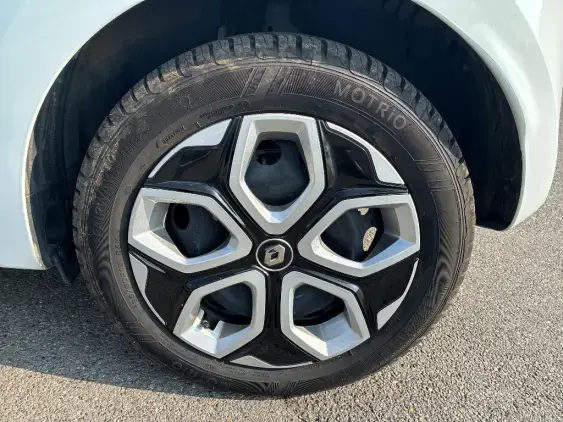 RENAULT TWINGO ELECTRIQUE III - voiture d'occasion - Photo 24