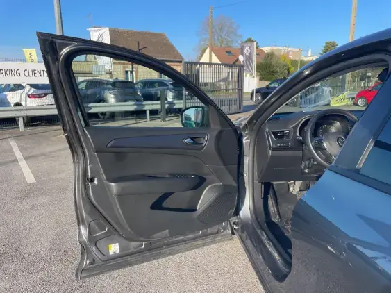 RENAULT ARKANA - voiture d'occasion - Photo 19