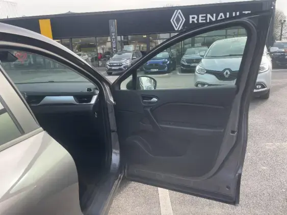 RENAULT CAPTUR II - voiture d'occasion - Photo 20