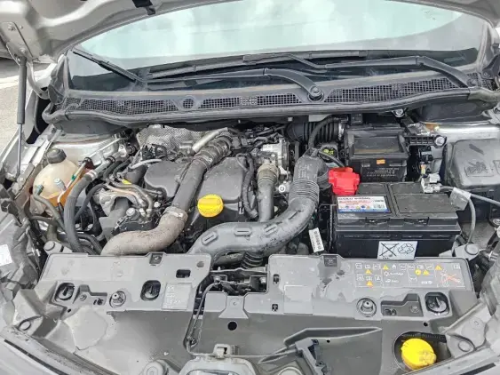 RENAULT CAPTUR - voiture d'occasion - Photo 20