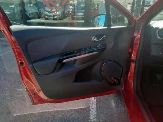 RENAULT CLIO IV - voiture d'occasion - Photo 19