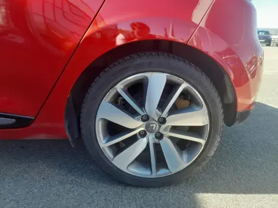 RENAULT CLIO IV - voiture d'occasion - Photo 24