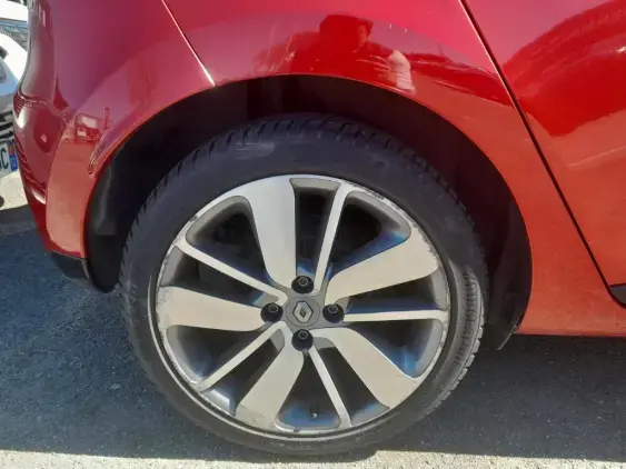 RENAULT CLIO IV - voiture d'occasion - Photo 25