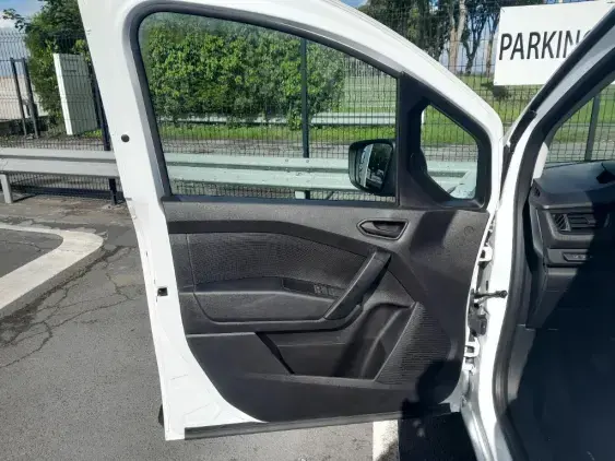 RENAULT KANGOO III - voiture d'occasion - Photo 19