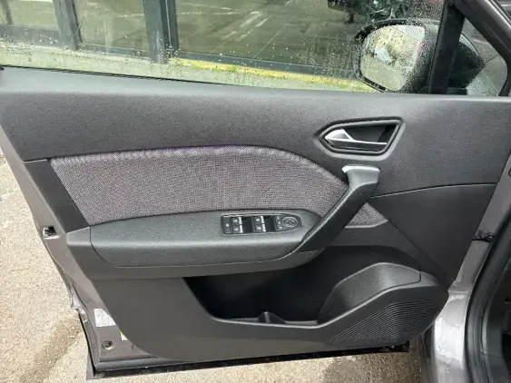 RENAULT CAPTUR II - voiture d'occasion - Photo 19